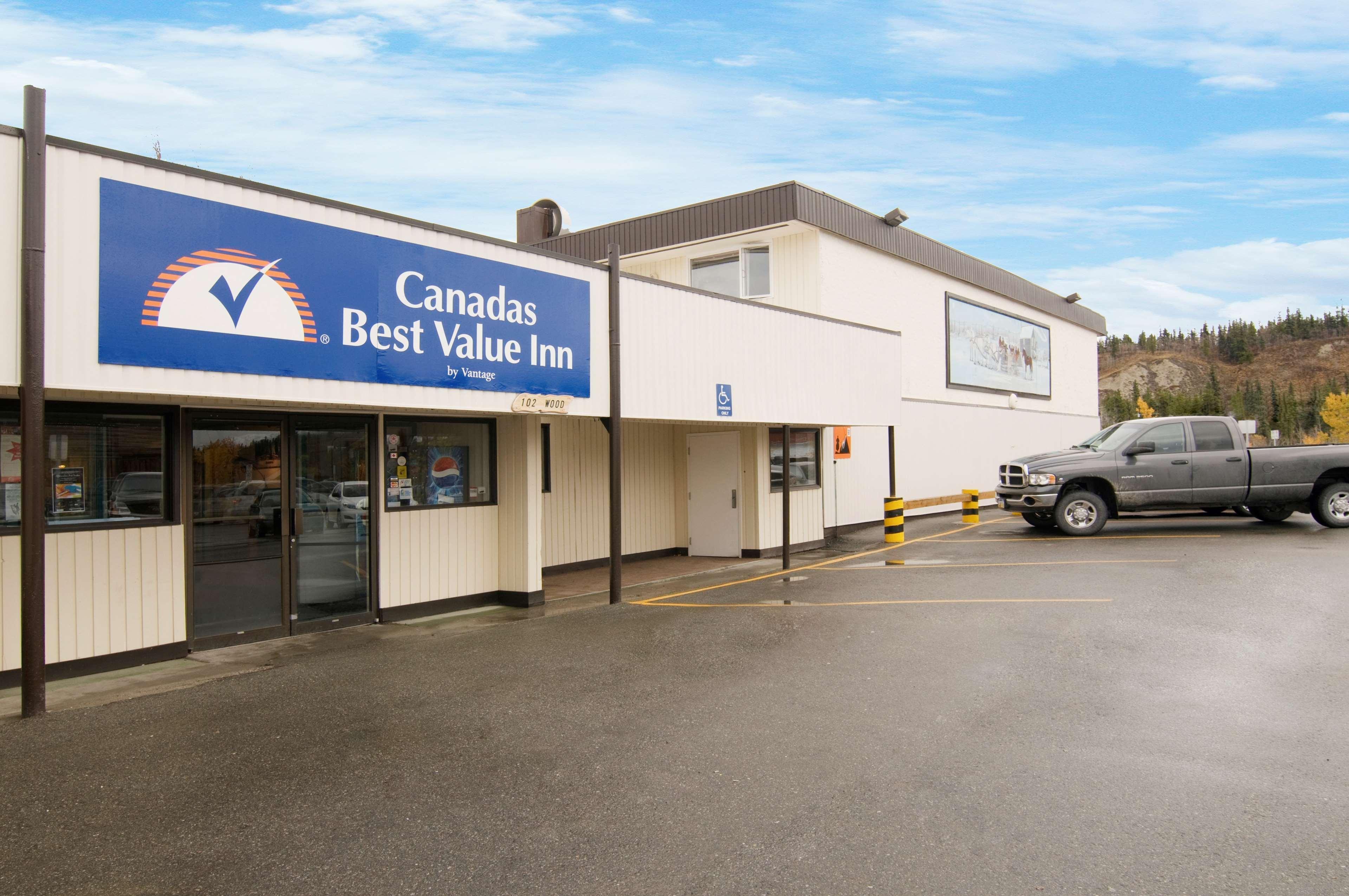 Canadas Best Value Inn- Riverview Hotel Whitehorse Extérieur photo