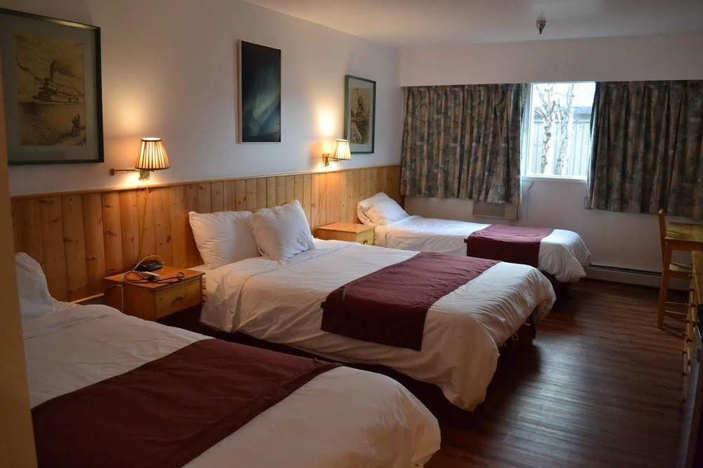 Canadas Best Value Inn- Riverview Hotel Whitehorse Extérieur photo